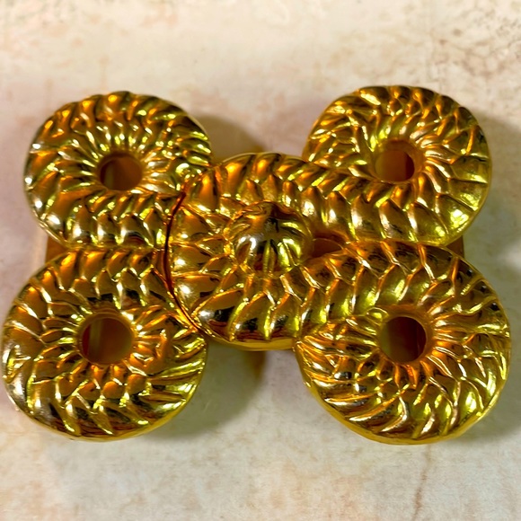 Gold Buckle Set - Picture 1 of 4